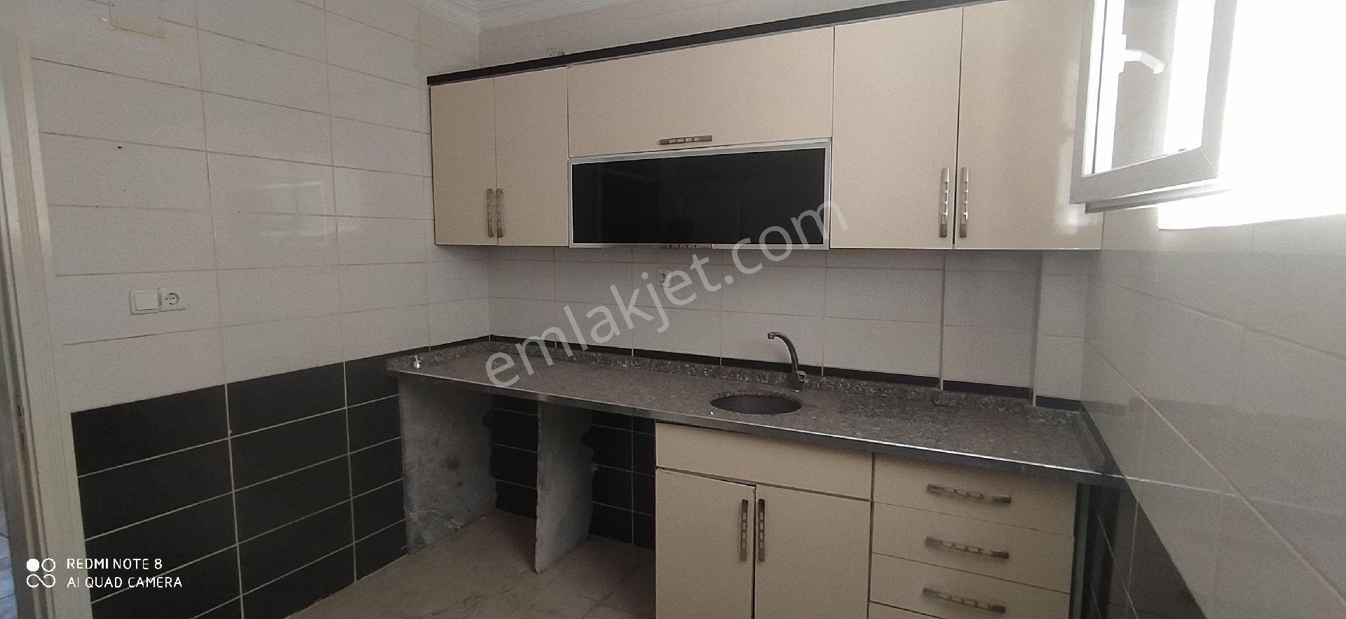 Eryavuz Dan Bağlarbaşında 2+1 Odalı,geniş Ferah Daire - Görsel 6