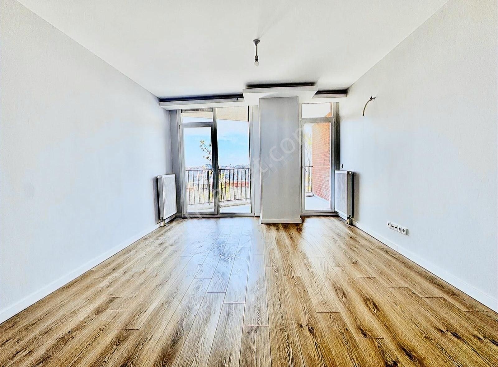 Kiptaş Yeşilpınar Proje 1+1 Balkonlu Vialand Cephe Oturuma Hazır