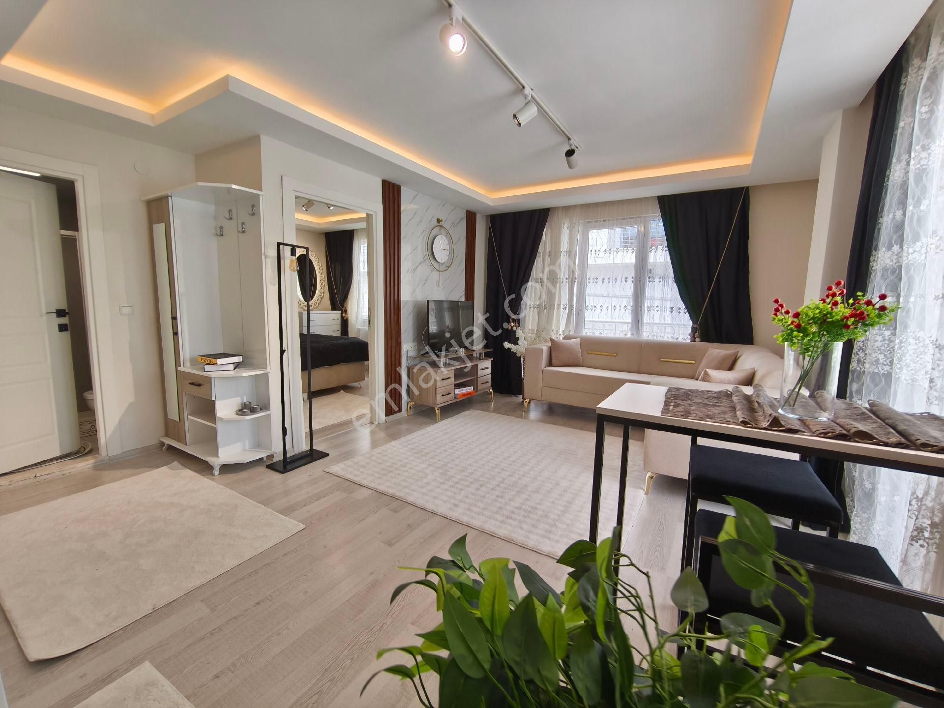 Truva//nazım Demirci'den Atakum Eşyalı Kiralık 1+1 Geniş Daire