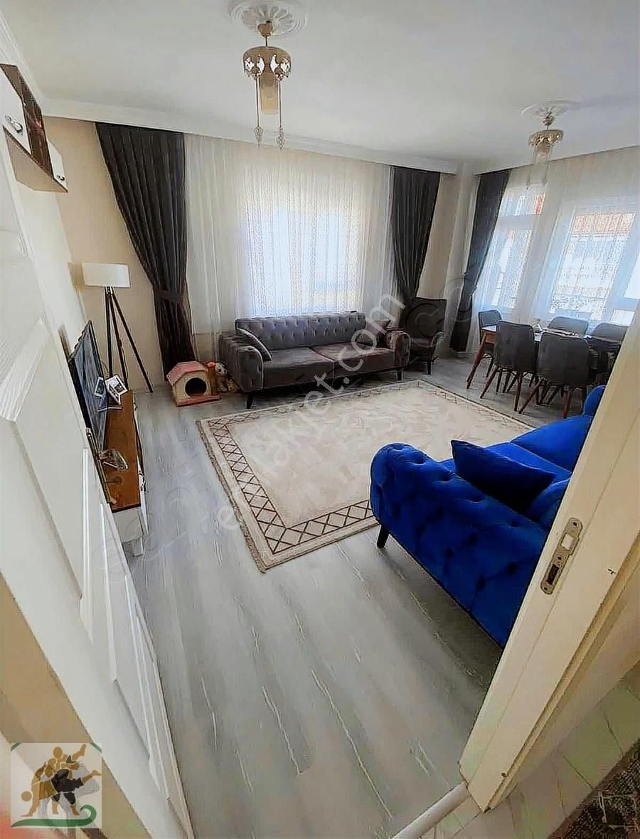 2+1 Ahatlı'da Doğalgazlı 3/3.katı Asansörsüz Satılık Daire