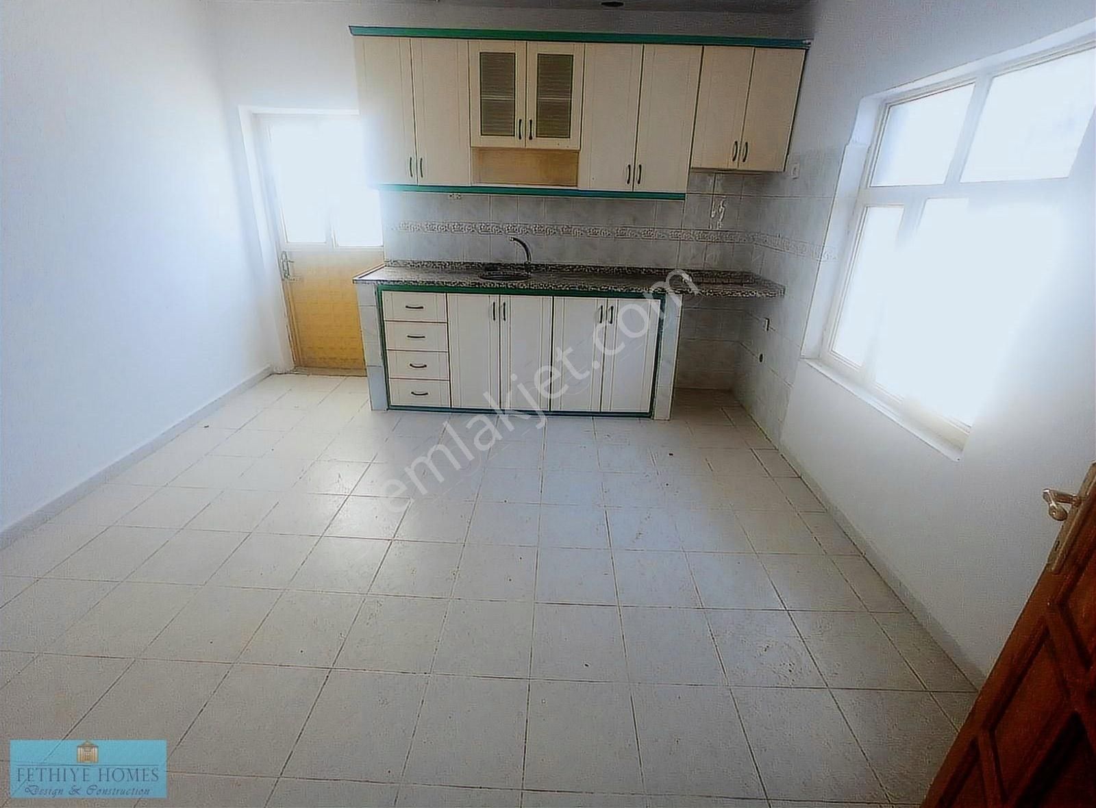 Fethiye Camî Mah 2+1 Bahçe Katı Daire Kiralıktır