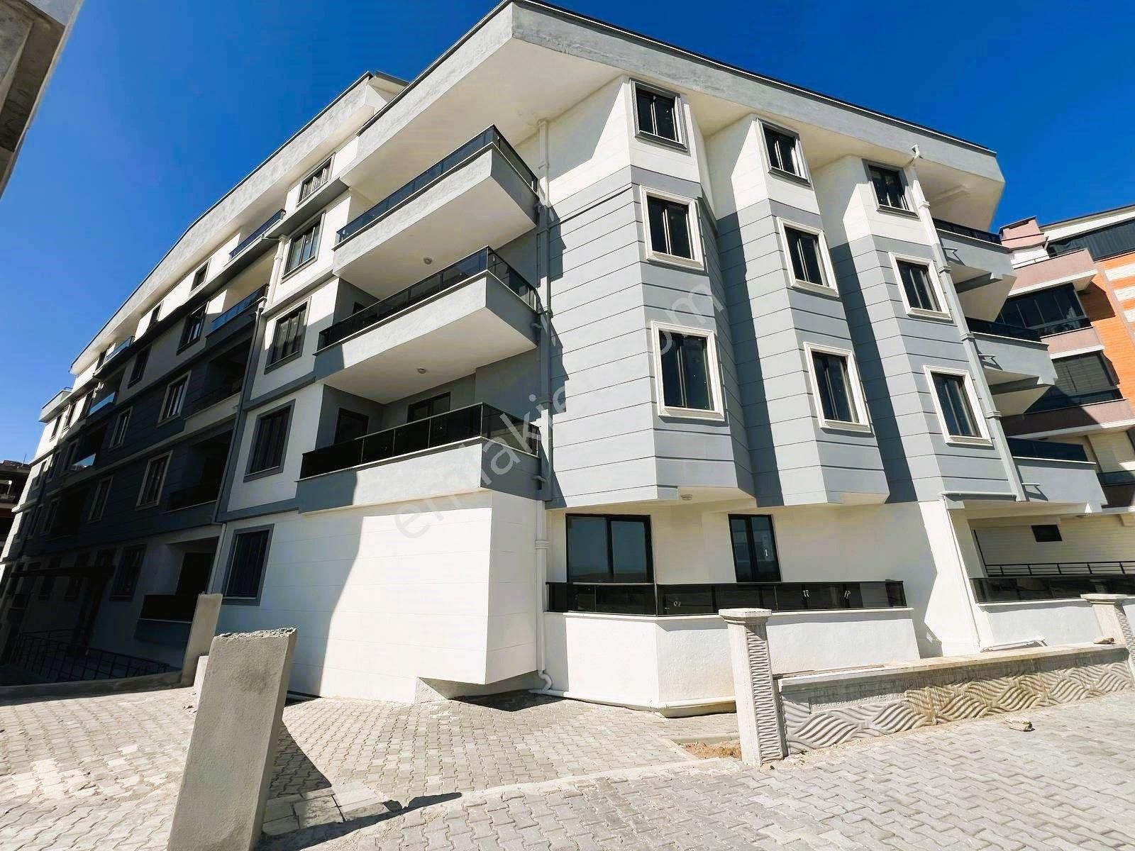 ✅✅alçınar Emlaktan Arakat Geniş Balkonlu 1+1 Daire✅✅