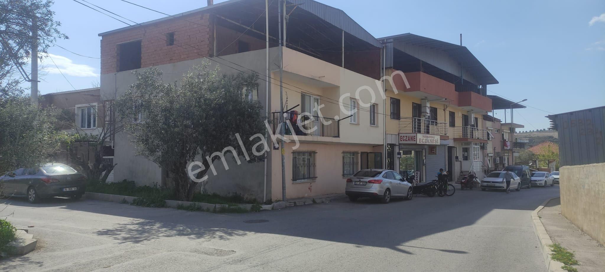 Harmandalı Sağlık Ocağı Yanı 3 Daireli Müstakil