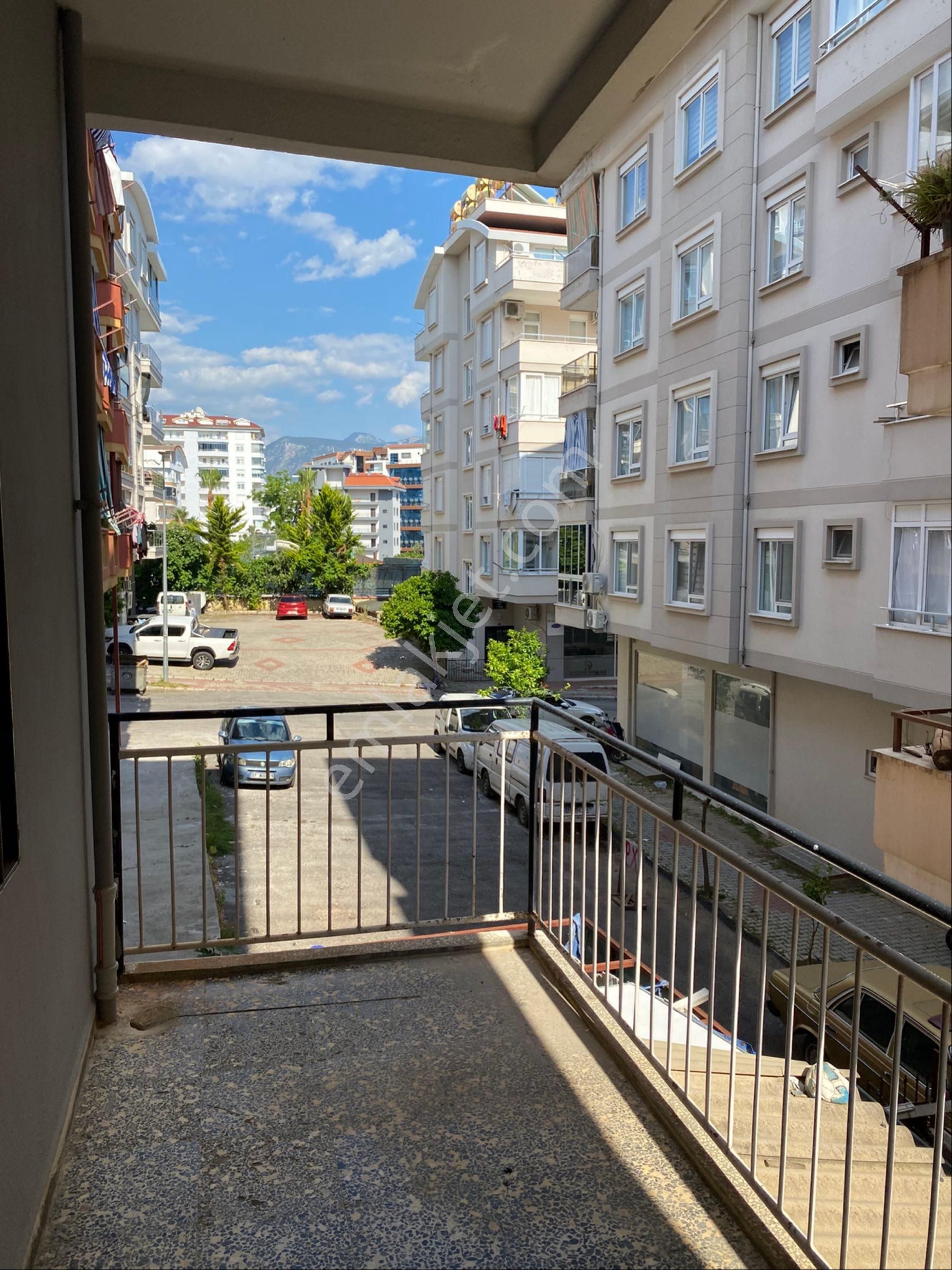 Cikcilli Merkezde2+1 Boş Kiralıkdaire