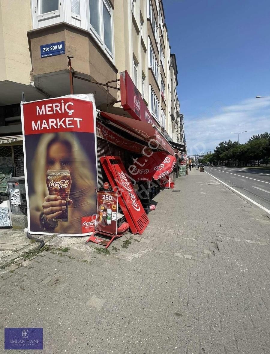 Denizevlerinde Devren Kiralık Dükkan