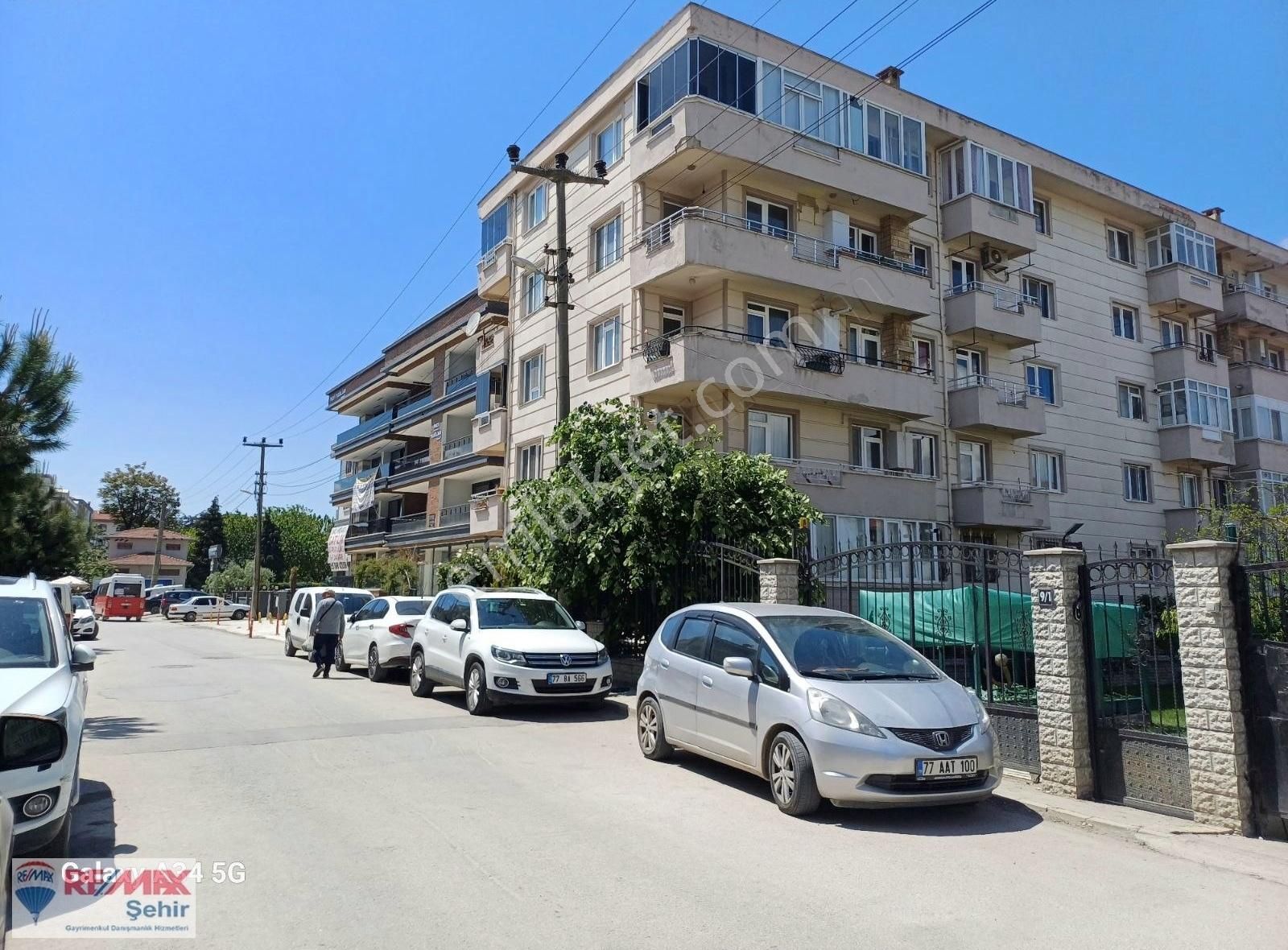 Çiftlikköy Sahil Mahallesinde Satılık 3+1 Deniz Manzaralı Daire