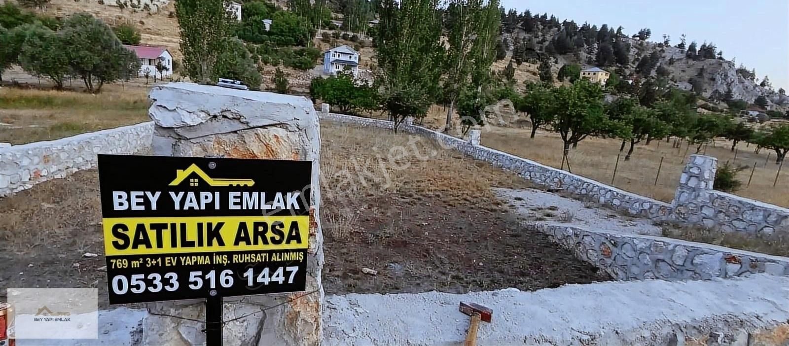 Muhteşem Yaylalık Köy İçi Ev Yapmaya Uygun Arsa