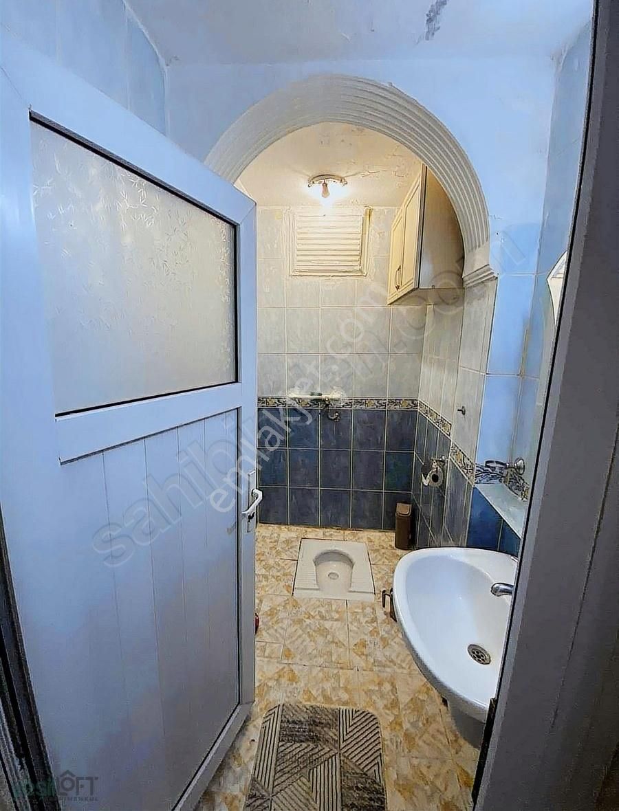 Halılıye Mehmet Akifte Merkezi Konumda 3+1 Bakımlı Daire