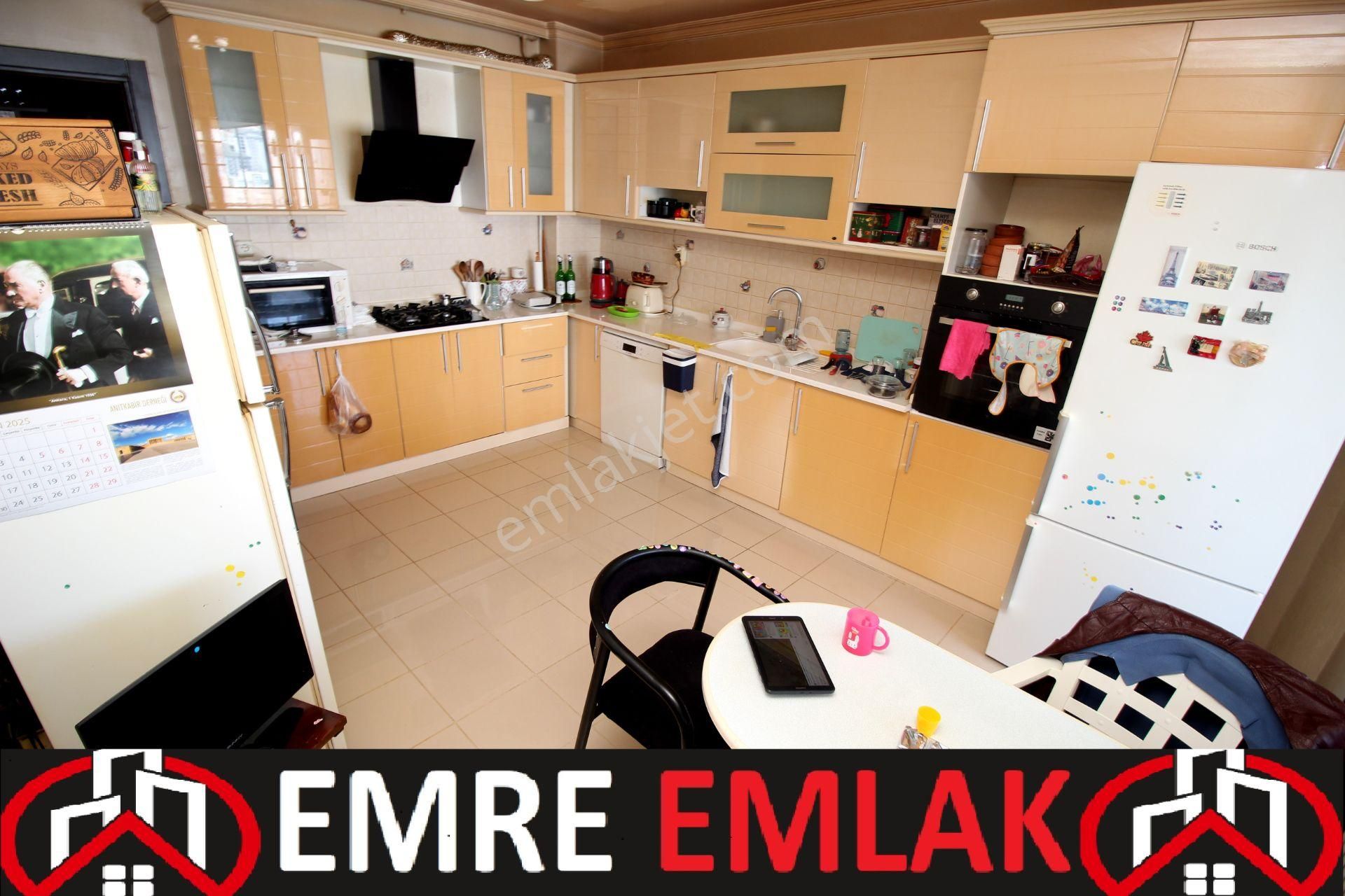 Emre Emlak'tan Bağlıca'da Asansörlü Geniş Ferah 3+1 Satılık Daire