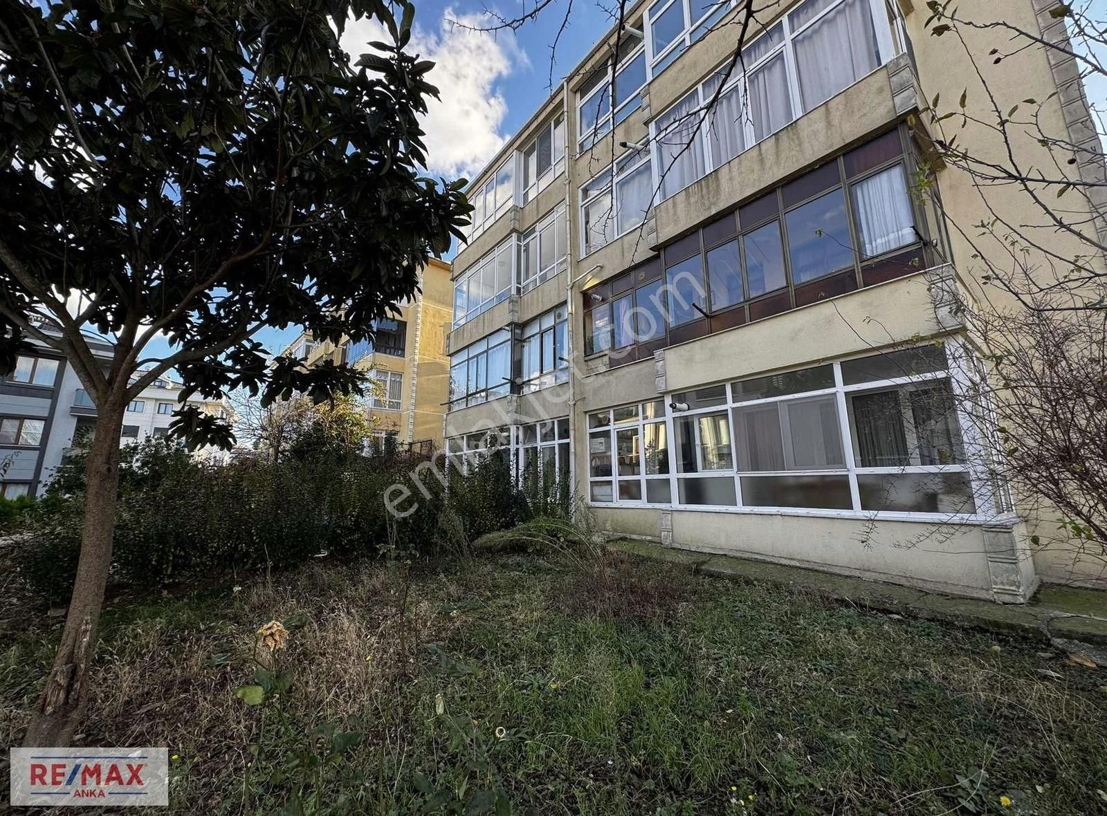 Remax Anka'dan Merkezde Satılık Bahçe Katı 2+1 Daire