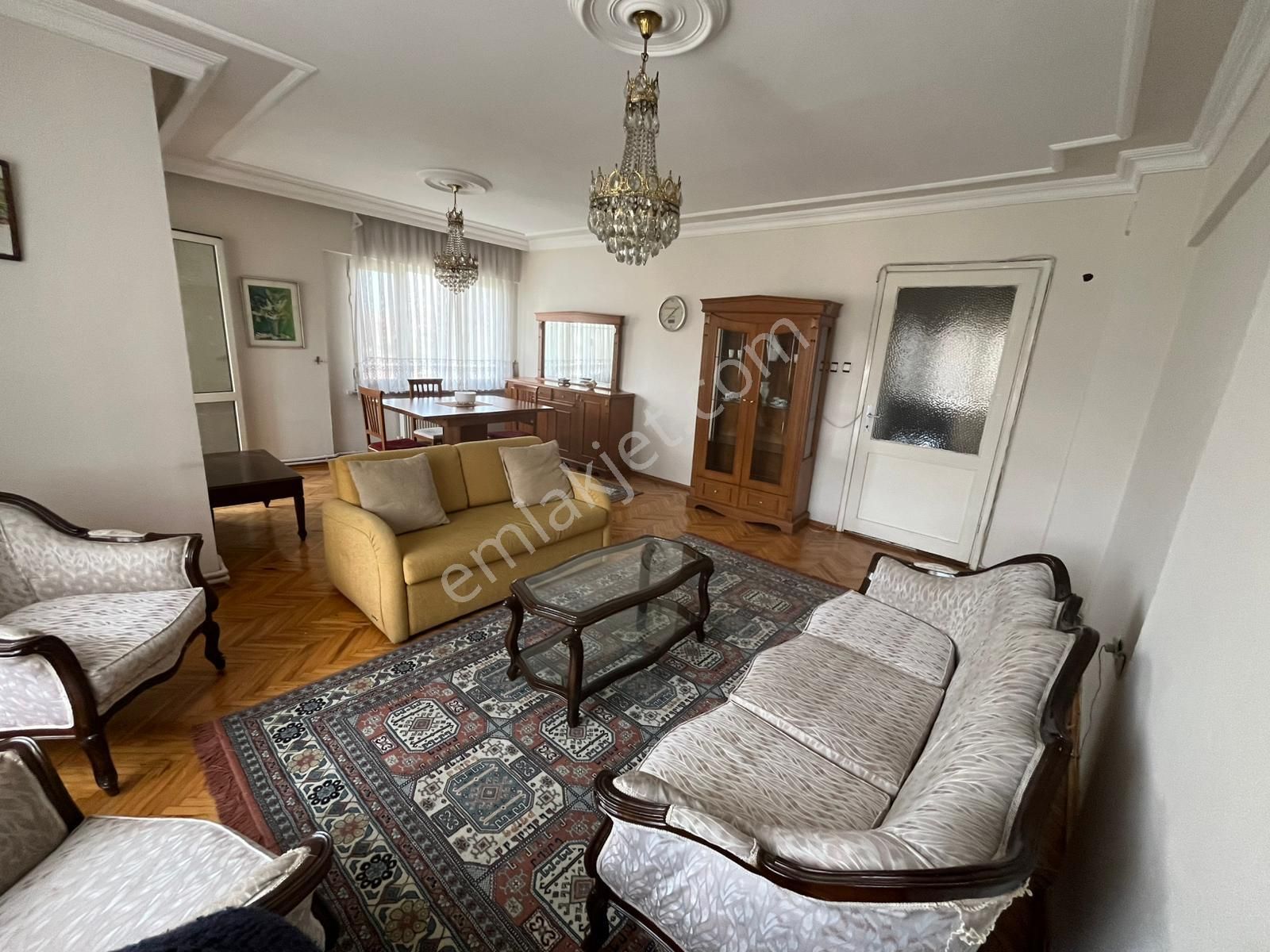 Kadıköy Merdivenköyde 3+1 Kiralık Daire