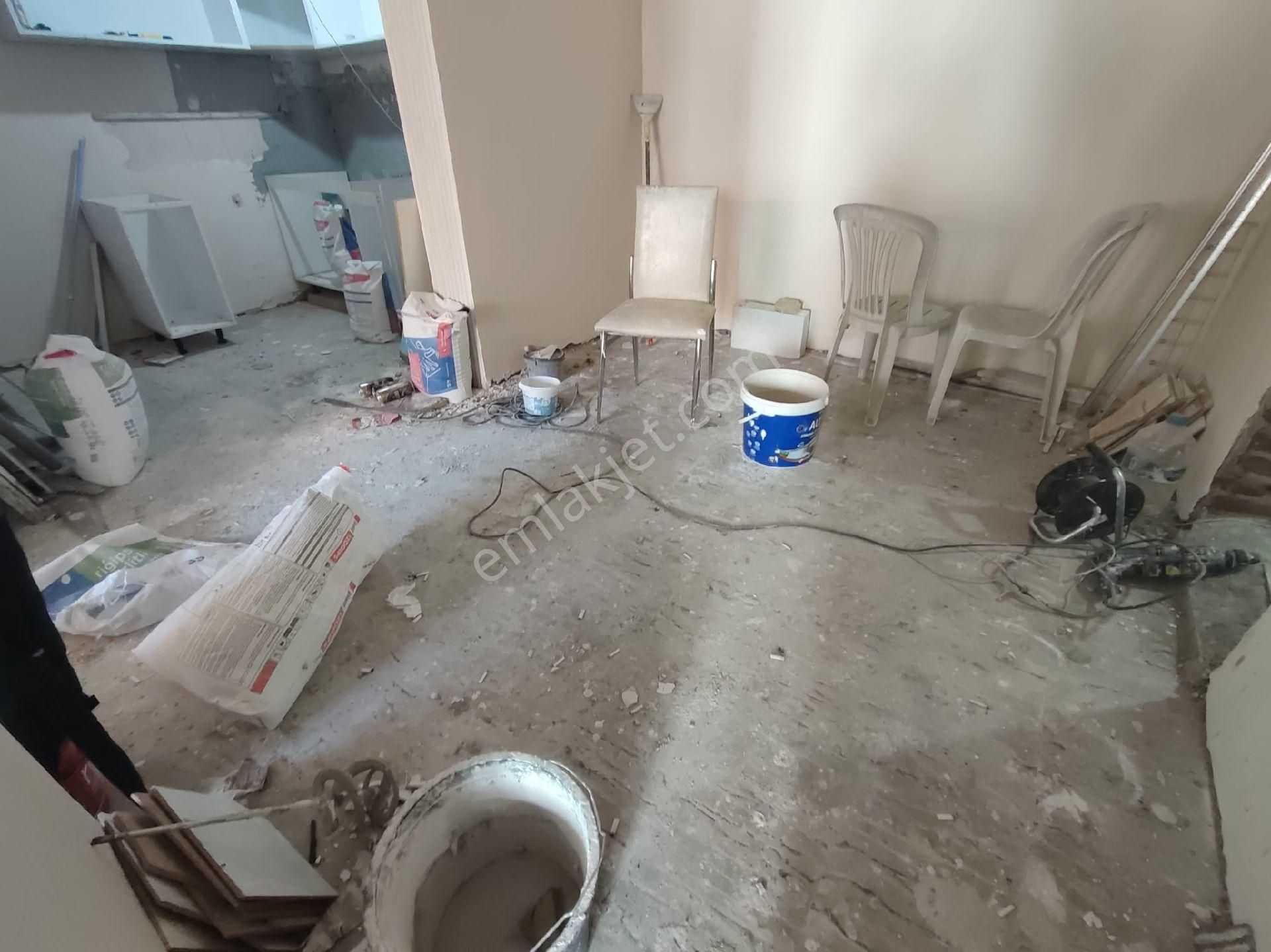 Edremit Cumhuriyet Mah.üçgen Park Mevkii İçi Sıfırlanıp Anahtar Teslim Satılık Daire