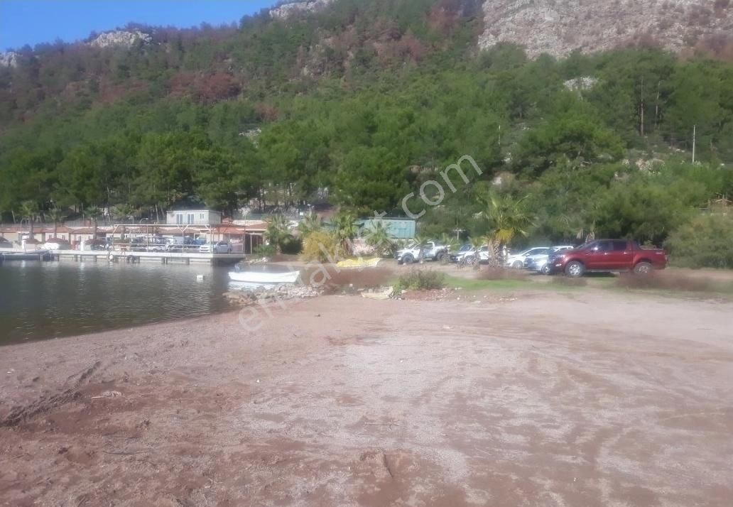 Orhaniye Güneş Emlaktan Denize Sıfır Tarla