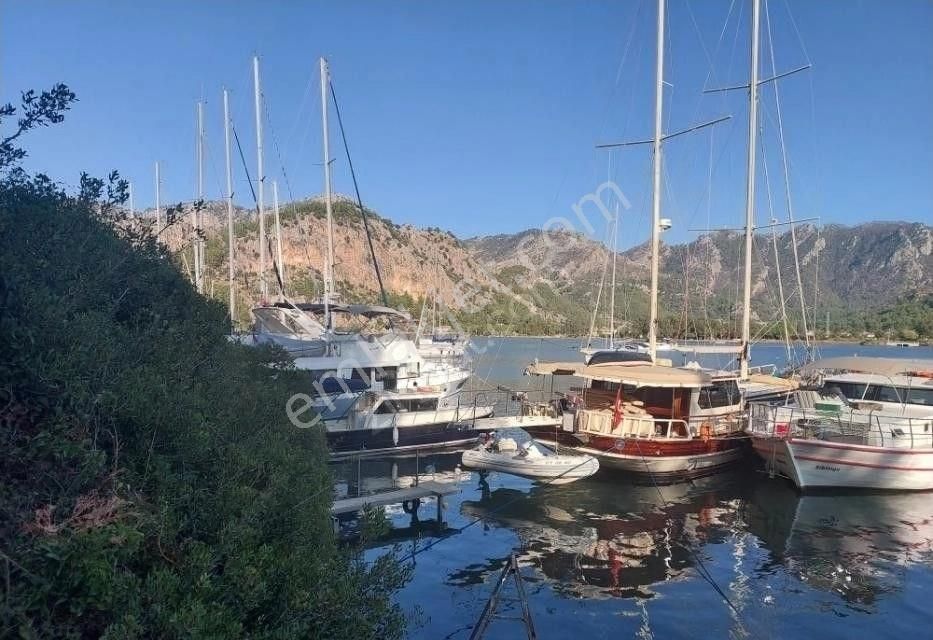 Güneş Emlaktan Denize Sıfır Konumda Tarla Satılık