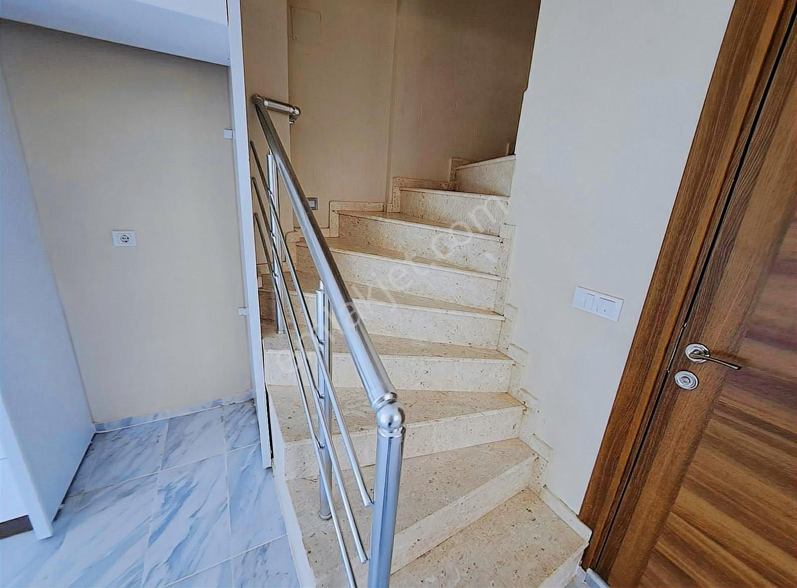 İzmir Seferihisar Doğanbey De Site İçerisinde Satılık 3+1 Villa - Görsel 20