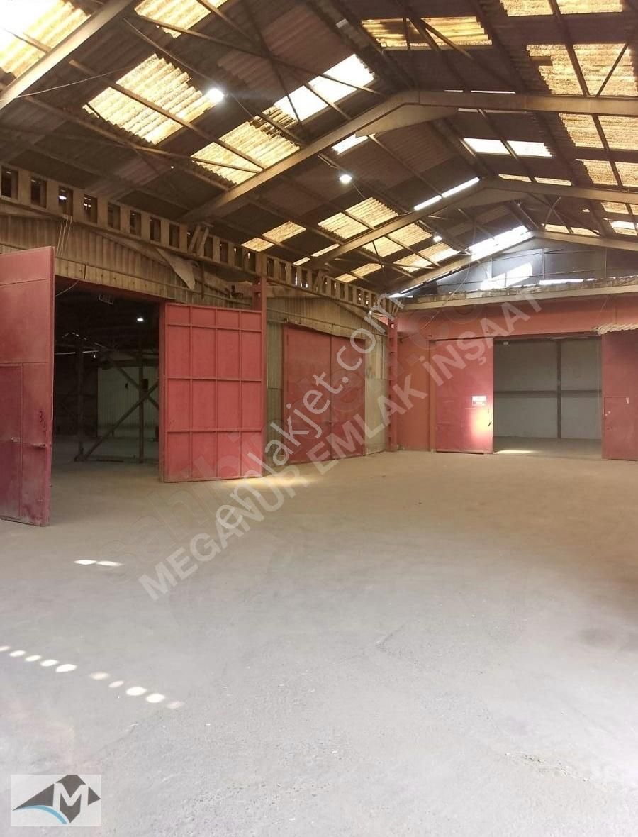 İkitelli Organizeye Çok Yakın Halkalıda Düz Giriş 2.200 M2 Depo - Görsel 8