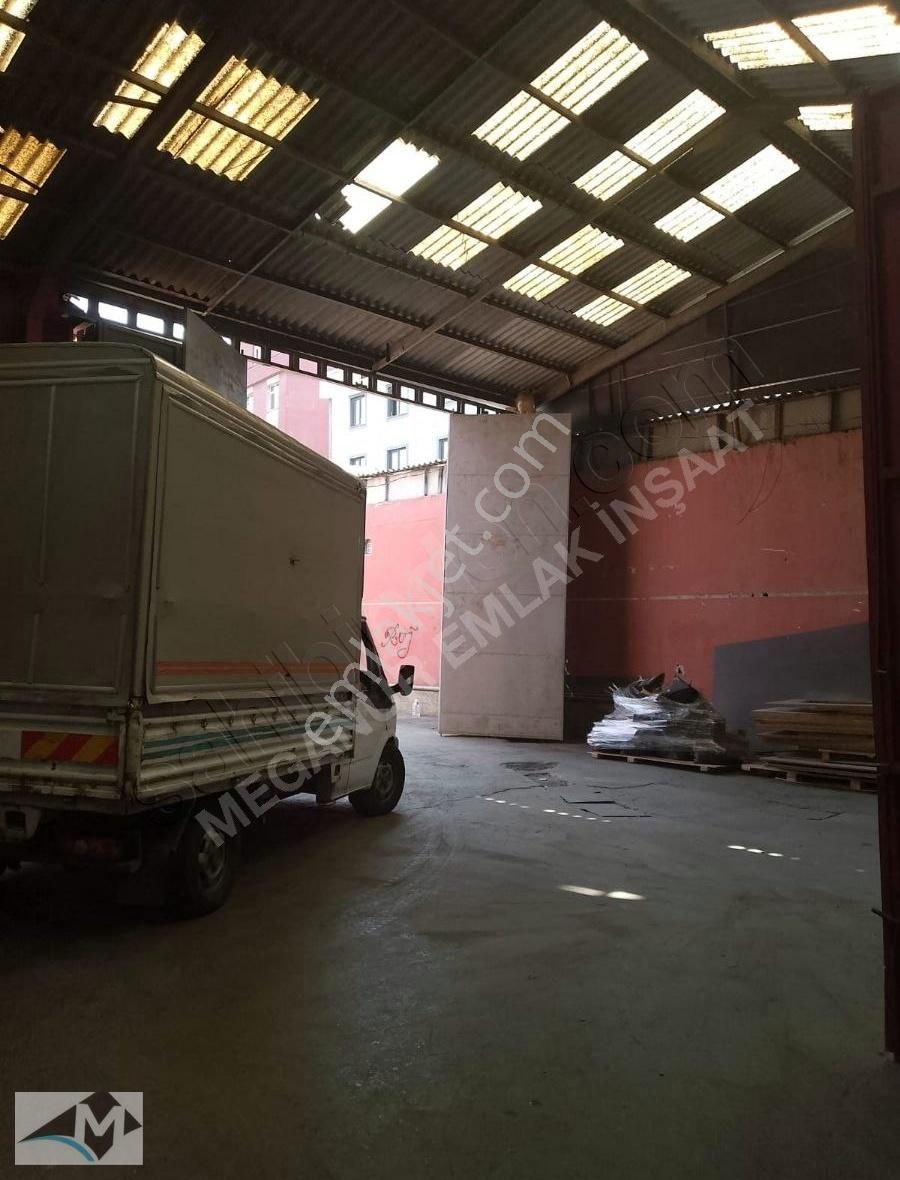 İkitelli Organizeye Çok Yakın Halkalıda Düz Giriş 2.200 M2 Depo - Görsel 10