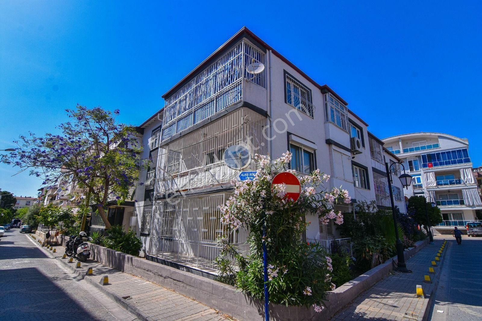 Kuşadası Türkmen'de Fırsat Satılık 2+1 Geniş Daire