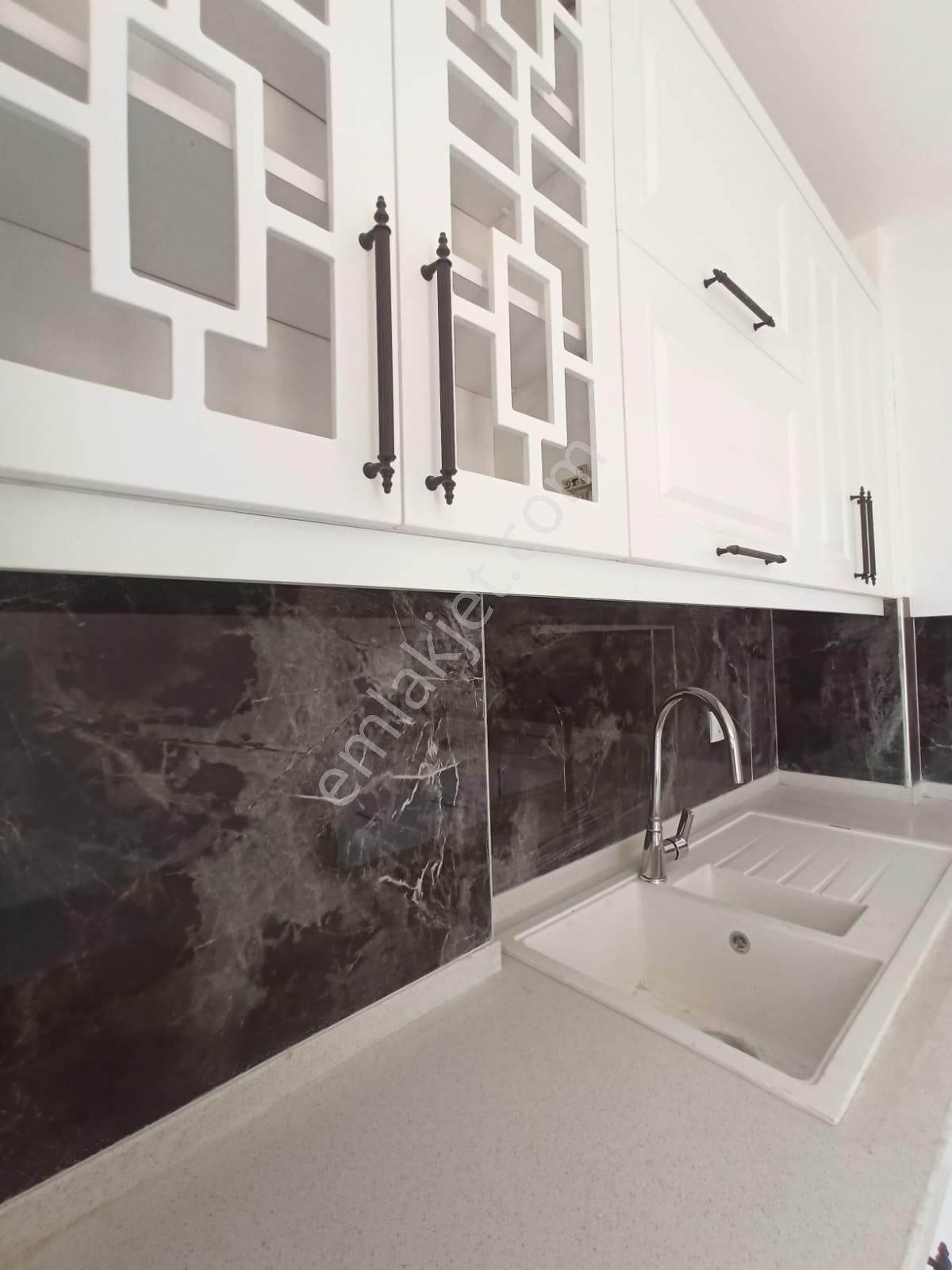 Denizli Karahasanlı'da 3+1 170 M2 Şehir Hastanesinin Yanında Satılık Lüks Daire
