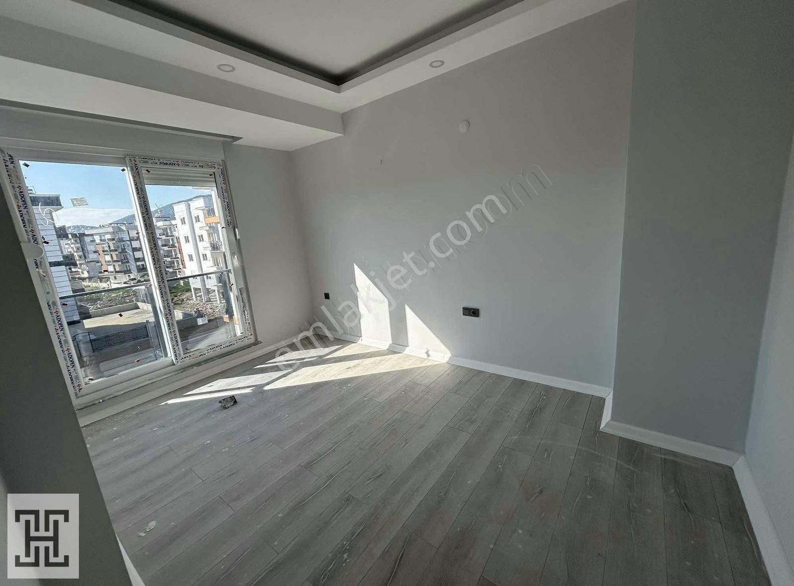 Oturma Hazır İskanlı Ara Kat 1+1 Satılık Daire - Görsel 14