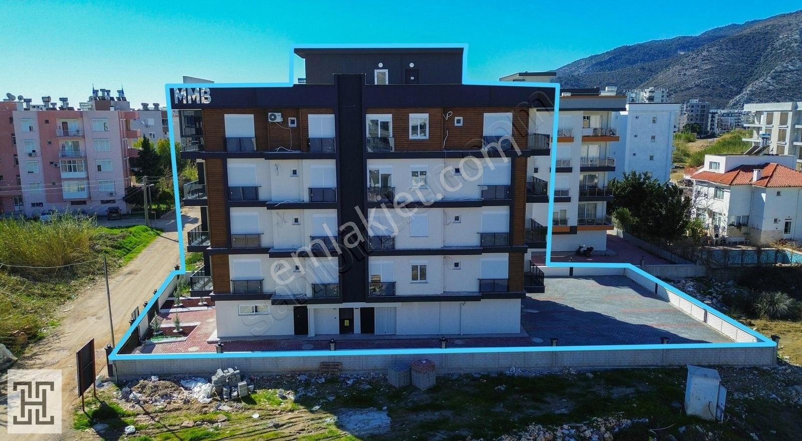 Oturma Hazır İskanlı Ara Kat 1+1 Satılık Daire - Görsel 13