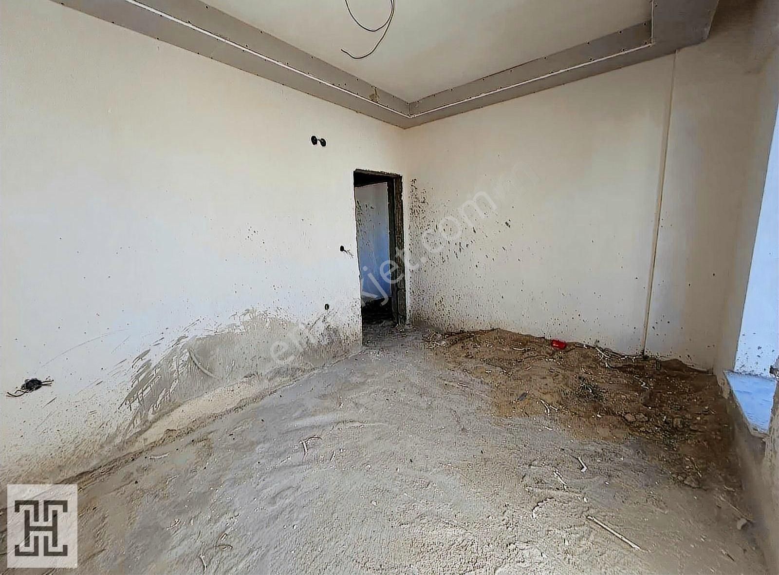 Elmalı Yolu Kenarı 1+1 Satılık Daire - Görsel 11