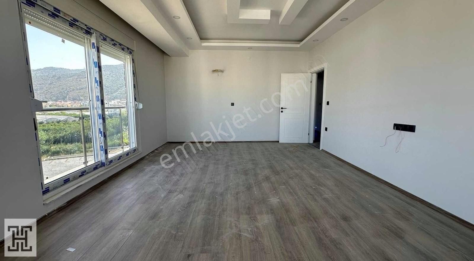 Ayrı Mutfak 2+1 Oturuma Hazır Denize 600 Metre Daire - Görsel 9