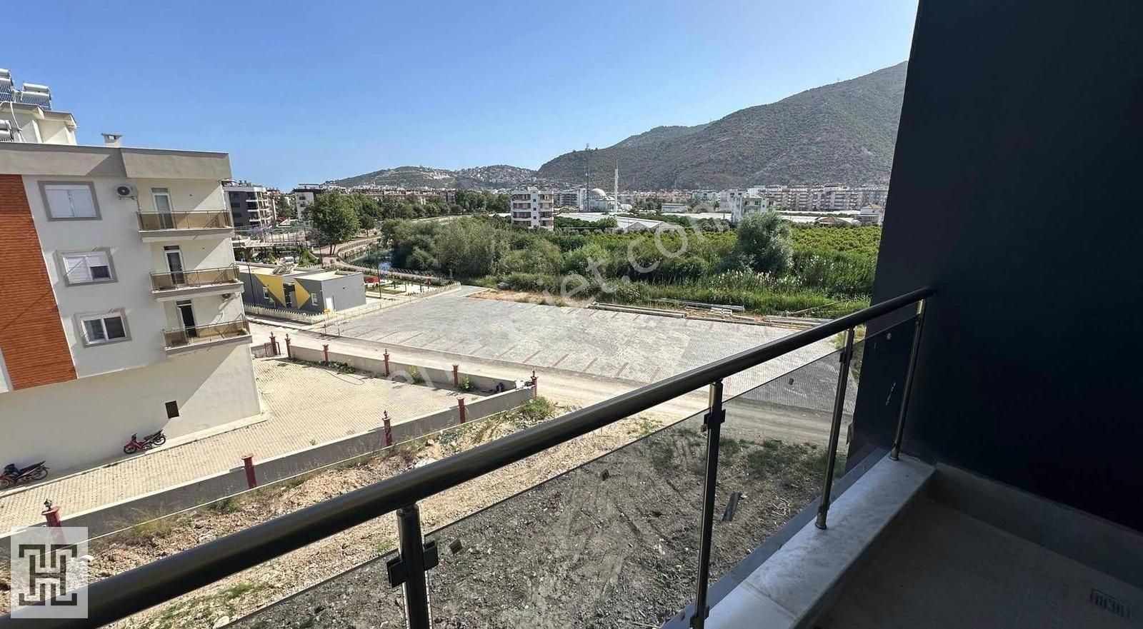 Ayrı Mutfak 2+1 Oturuma Hazır Denize 600 Metre Daire - Görsel 5