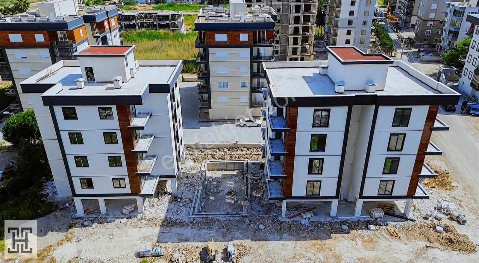 Havuzlu Site İçinde 1+1 Luks Daire - Görsel 9