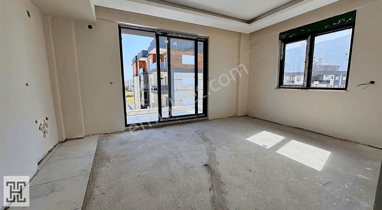 Havuzlu Site İçinde 1+1 Luks Daire - Görsel 4