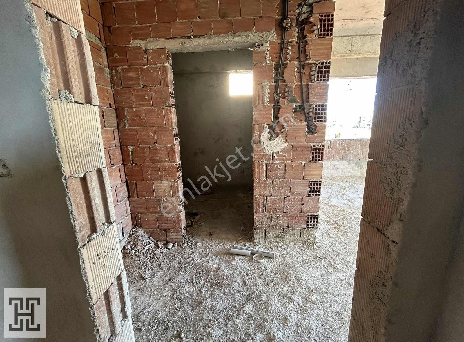 Yol Cephe 1+1 Satılık Daire - Görsel 7