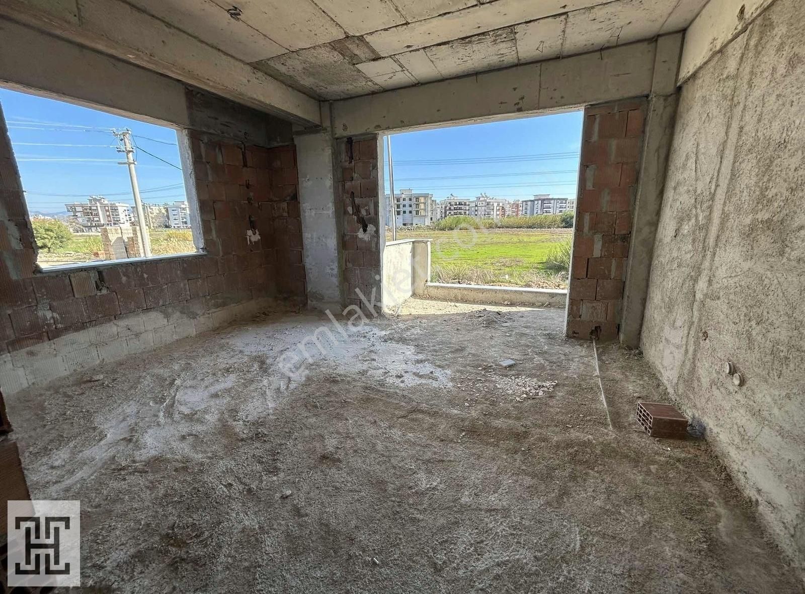 Yol Cephe 1+1 Satılık Daire - Görsel 3