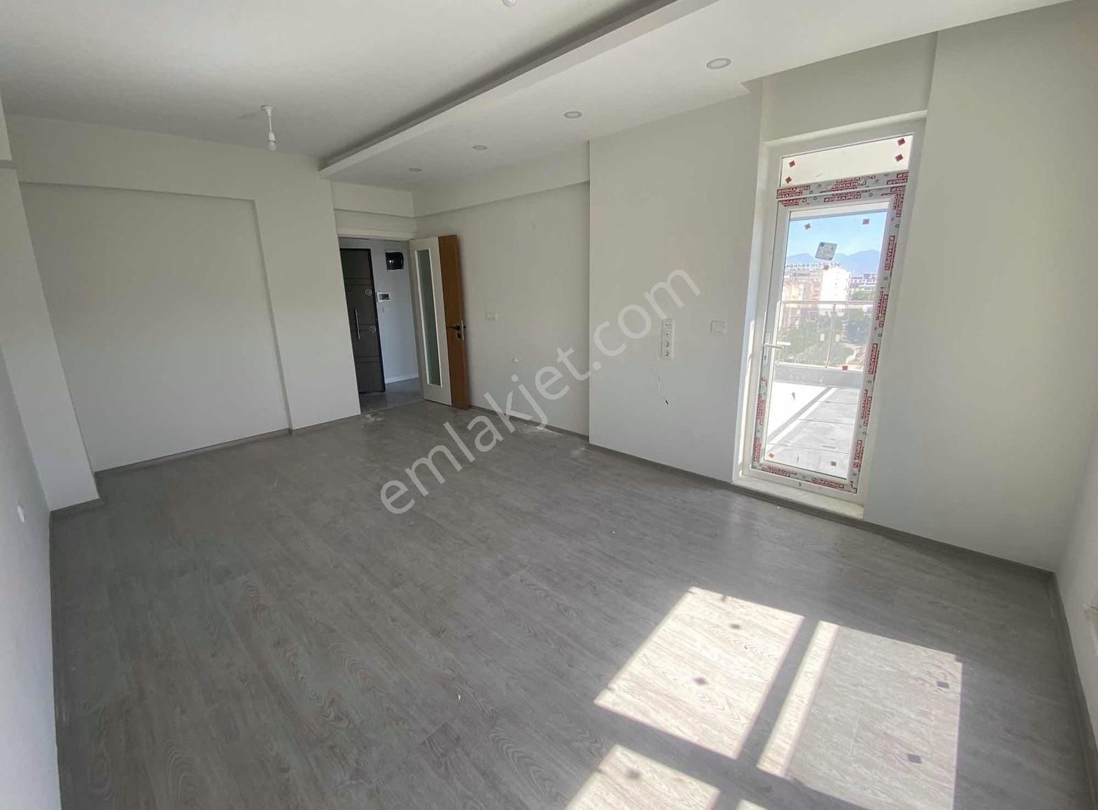 2+1 Ayrı Mutfak Geniş Satılık Daire - Görsel 12