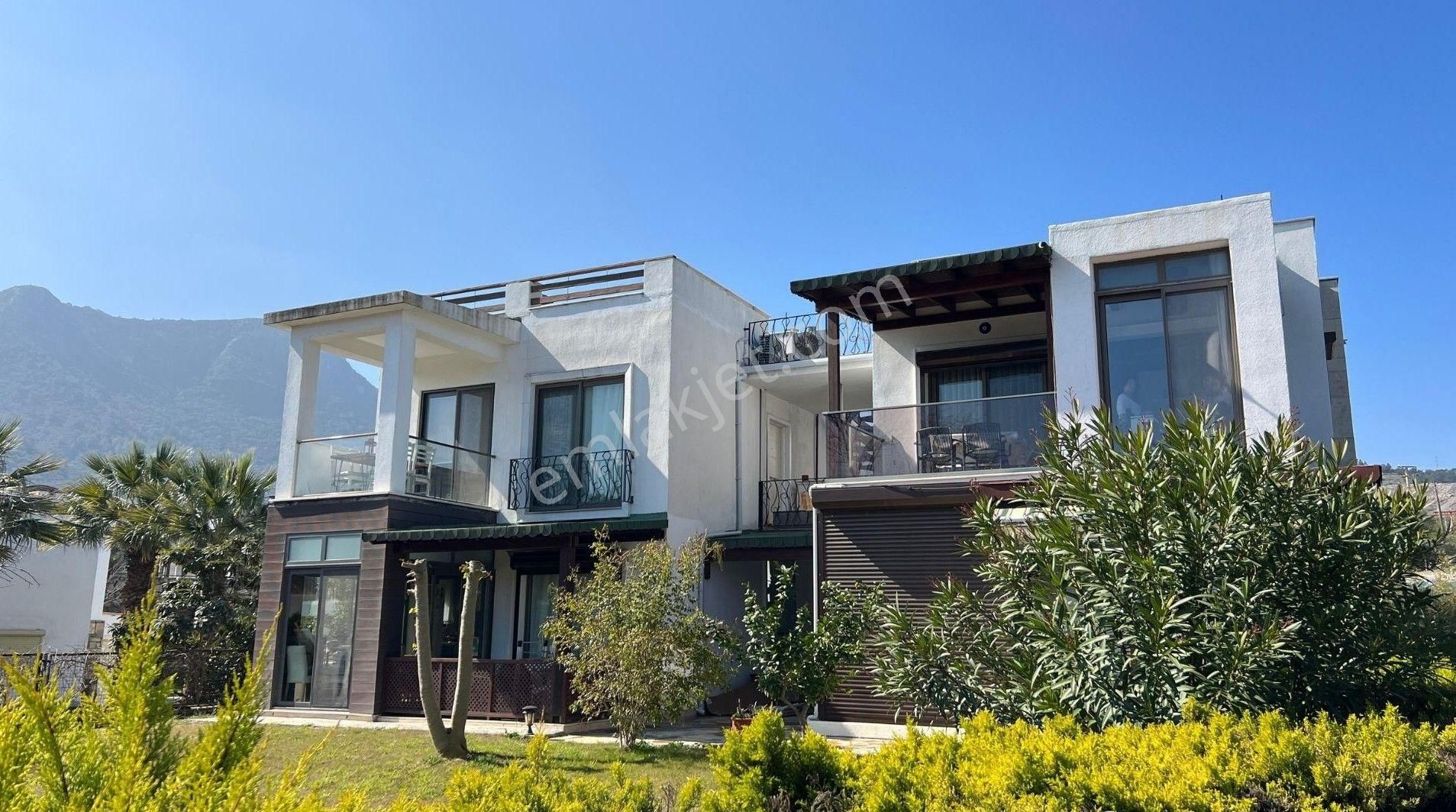 Bodrum Gölköy Acil Satılık Taha Evleri Bahçe Katı Havuzlu Daire