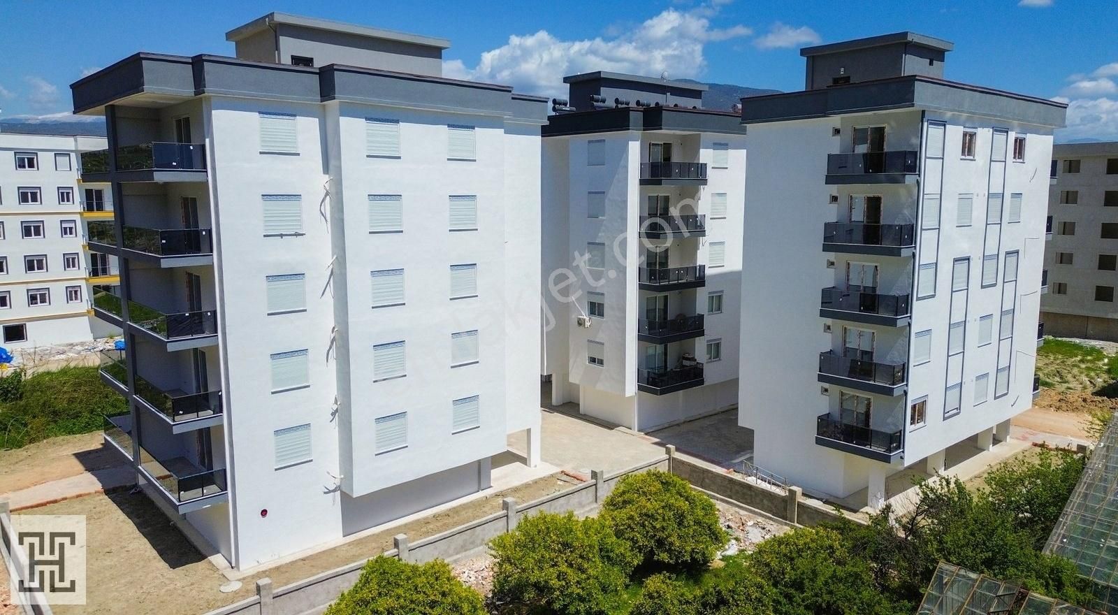 2+1 Büyüklüğünde 1+1 Satılık İskanlı Daire - Görsel 2