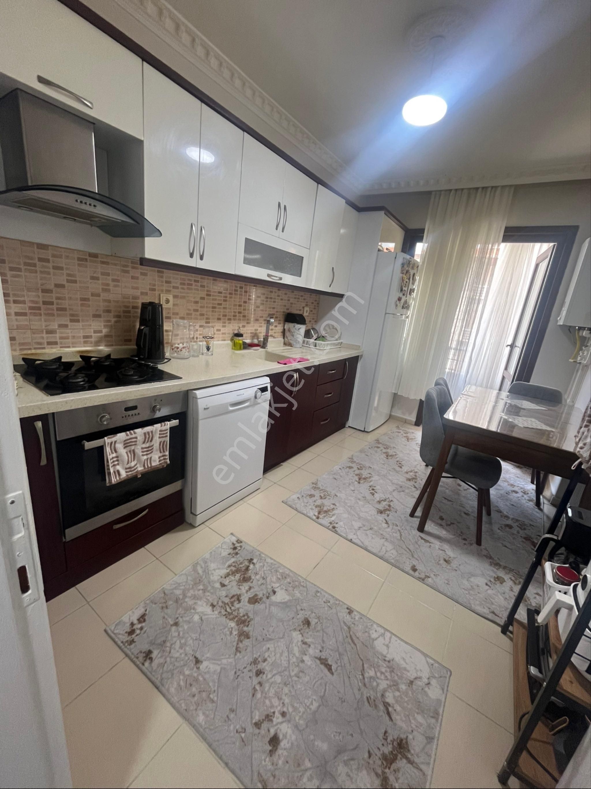 Kozanlar Gayrimenkul'den Satılık 3+1 Daire