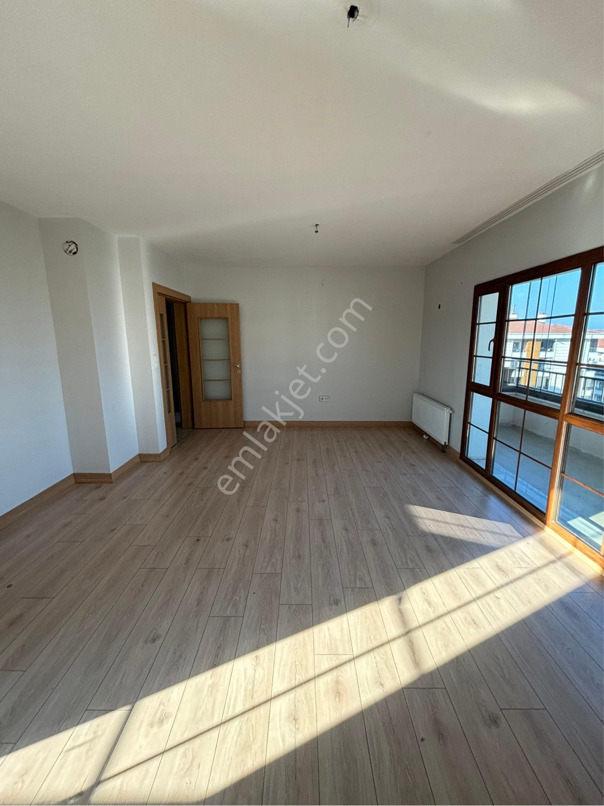 Yeni Tokide Kiralık 3+1 Arakat D.gazlı Daire