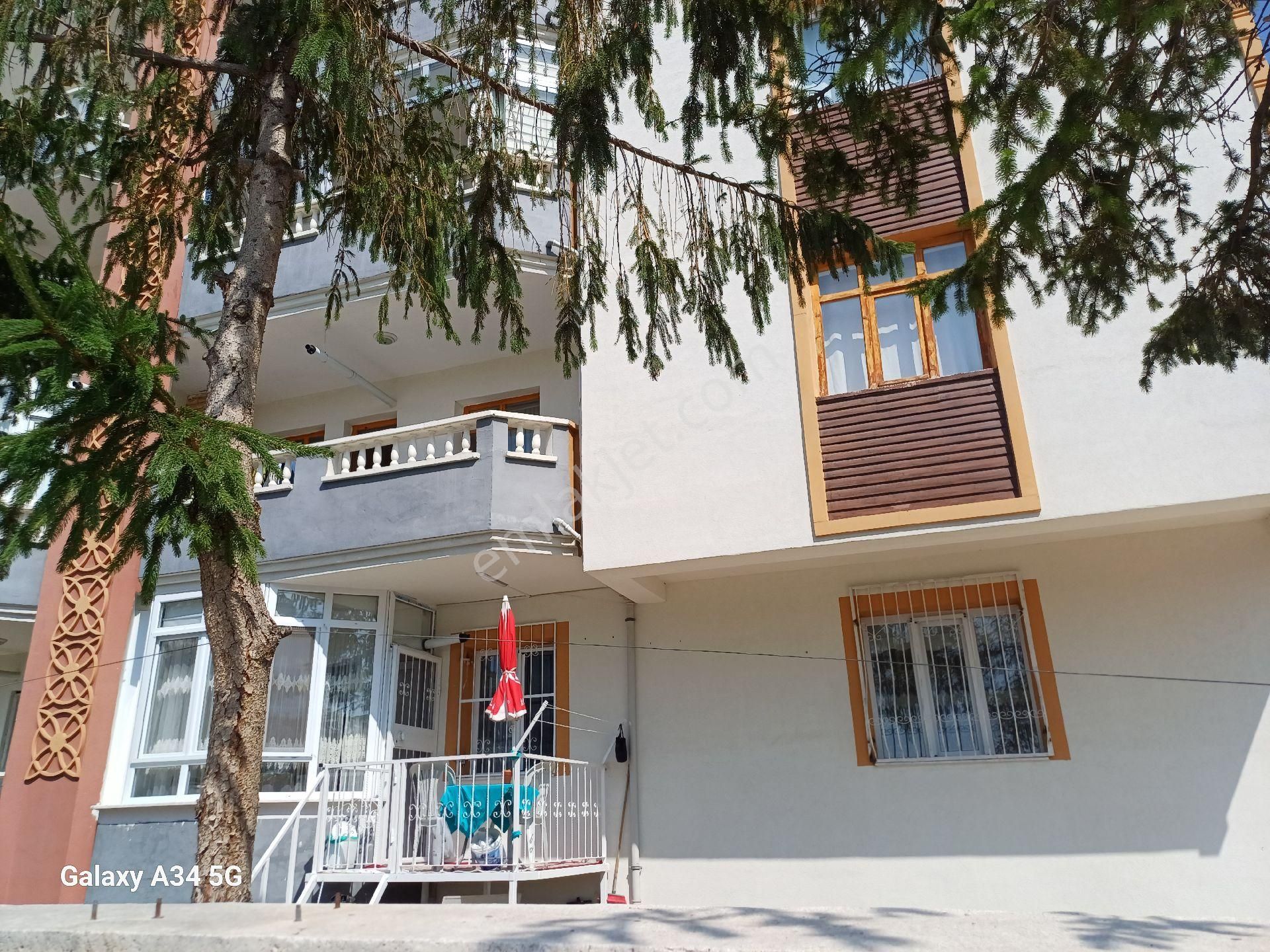 Niğde Bor Sokubasi Mahallesinde Satılık Daire