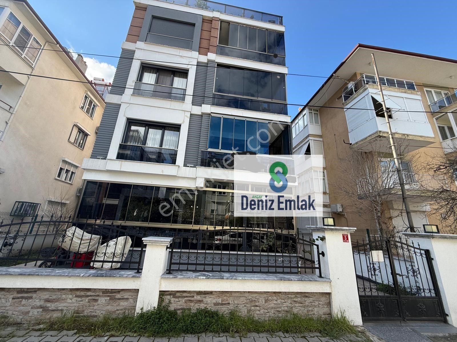 ♾️denizden Akçayda♾️ 1+1 Denize 300 Metre Merkezi Yerde Asansörlü Satılık Daire