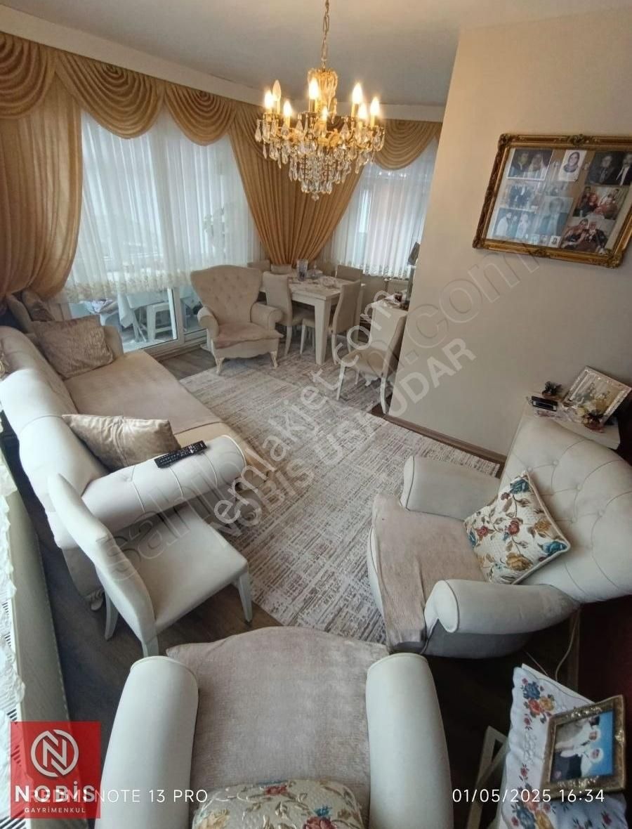 Üsküdar Aziz Mahmut Hüdayide Satılık 2+1 Daire