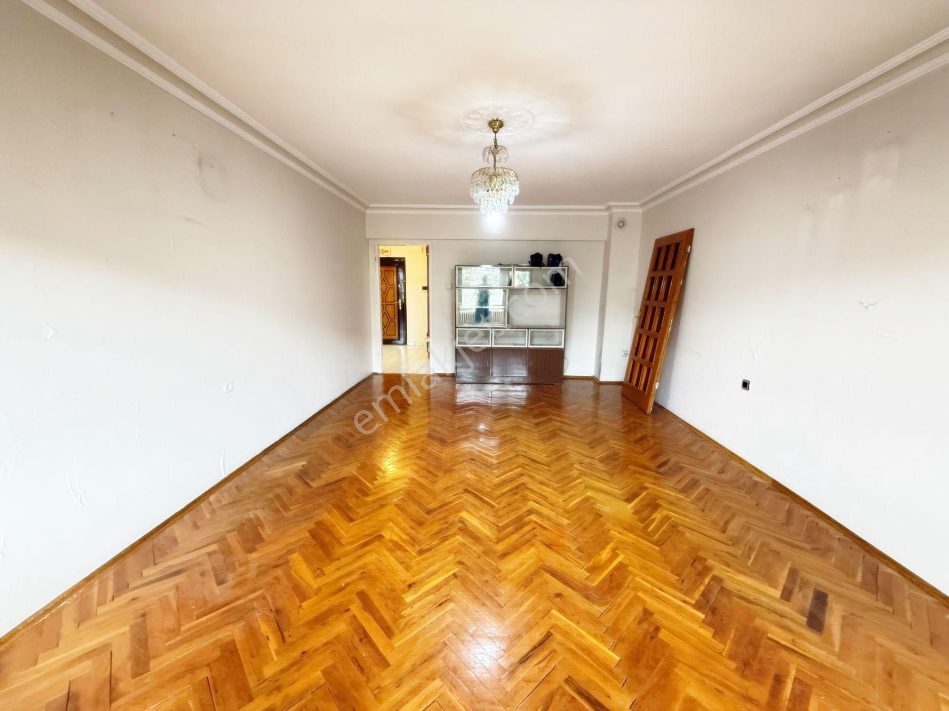 Relax'tan Etlik Merkezde 2.kat Bağımsız 3+1 Kaçmaz Site Dairesi