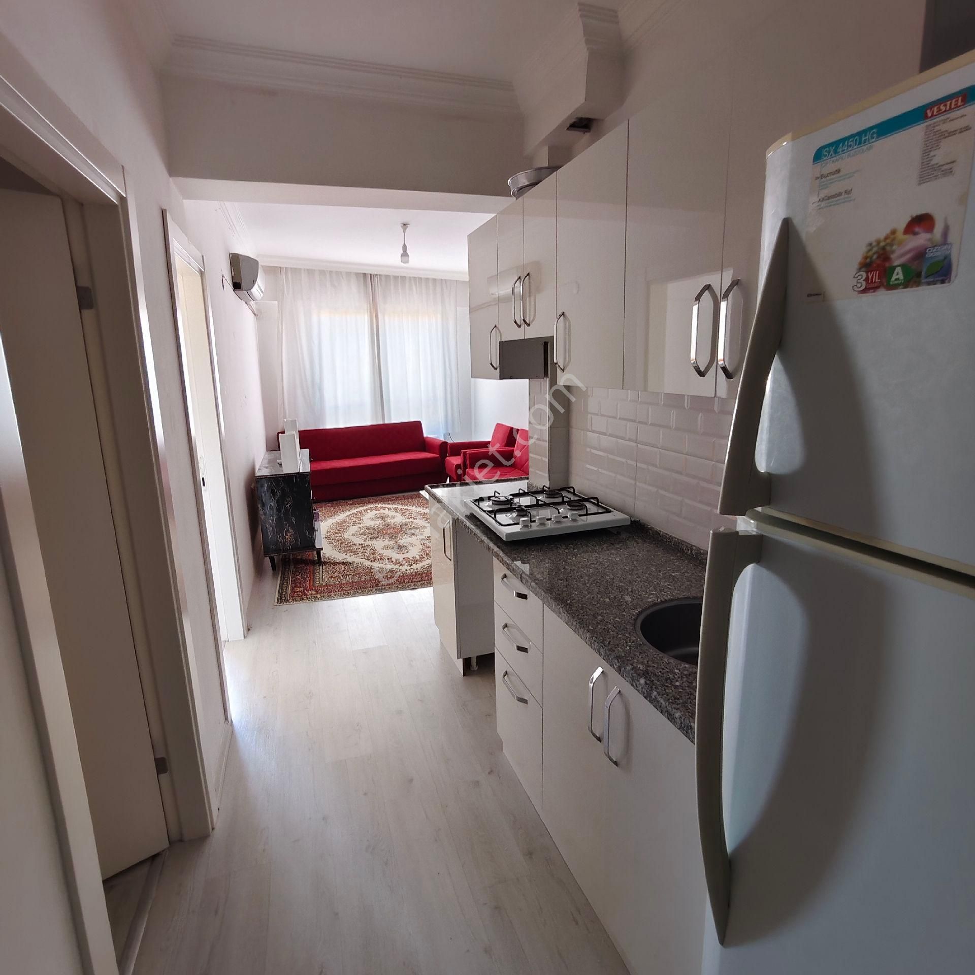 Cadde Üzerinde Asansörlü Fırsat 2+1 Daire