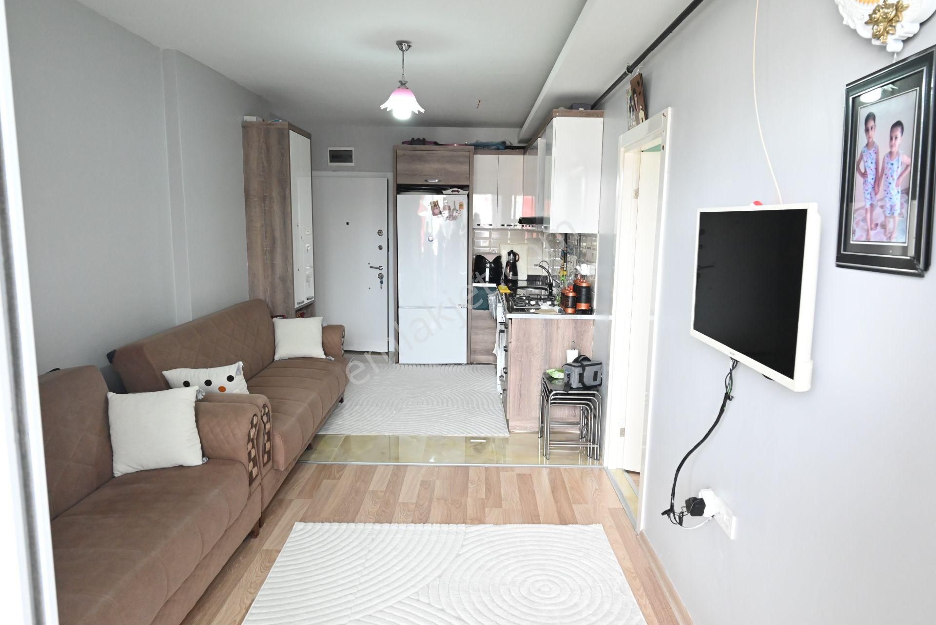 Mersin Çiftlikköy Mah 1+1 Eşyasız Yatırımlık Satılık Daire
