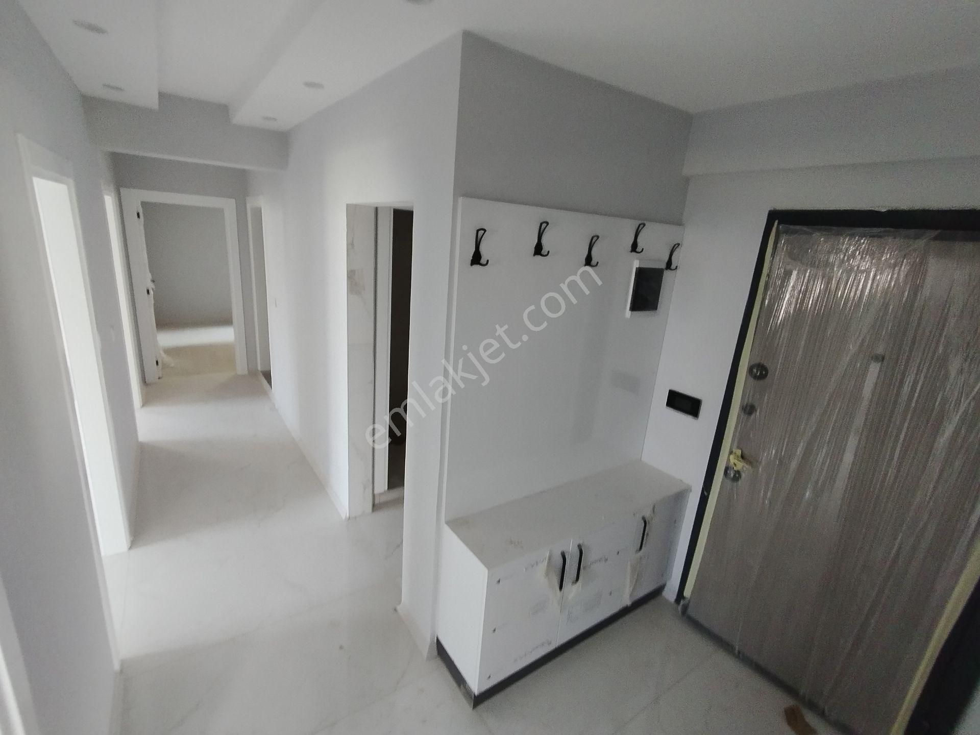 Denizli/acıpayam/yukarı Mahalle Anayol Cepeli Köşe Ve Özel İmalatlı Daire.adalı - Görsel 6