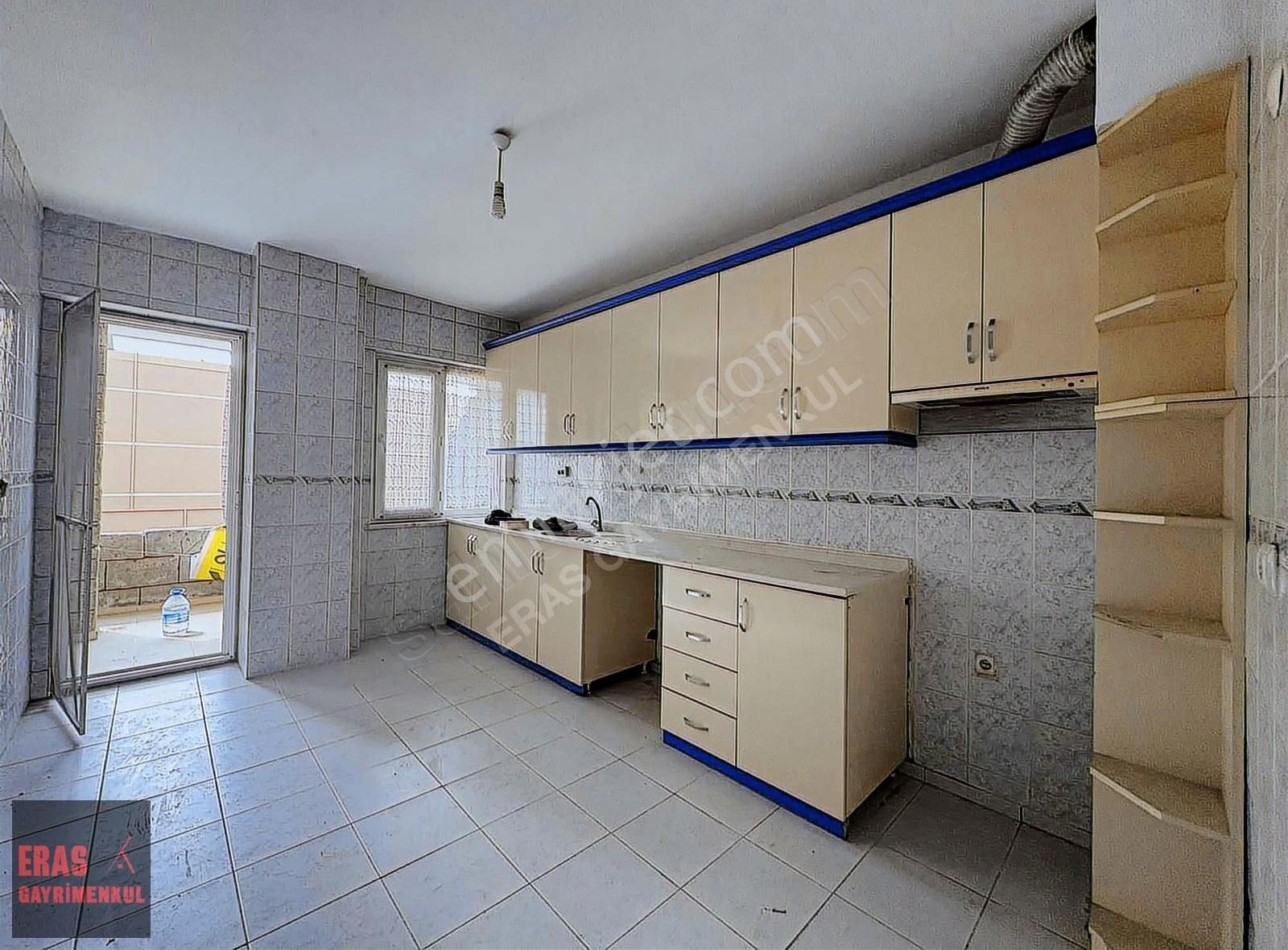 Eras Gayrimenkulden Merkezde 140 M2 Ayrı Mutfaklı 3+1 Daire