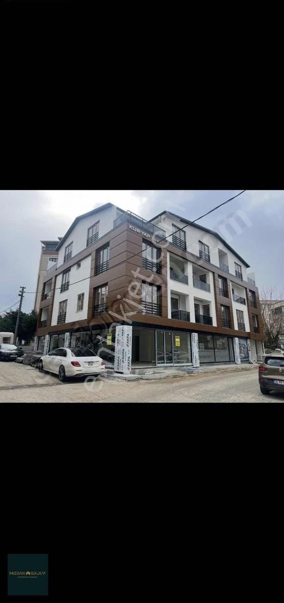 Fsm Caddesine Yürüme Mesafesinde 170 Mt Dükkan