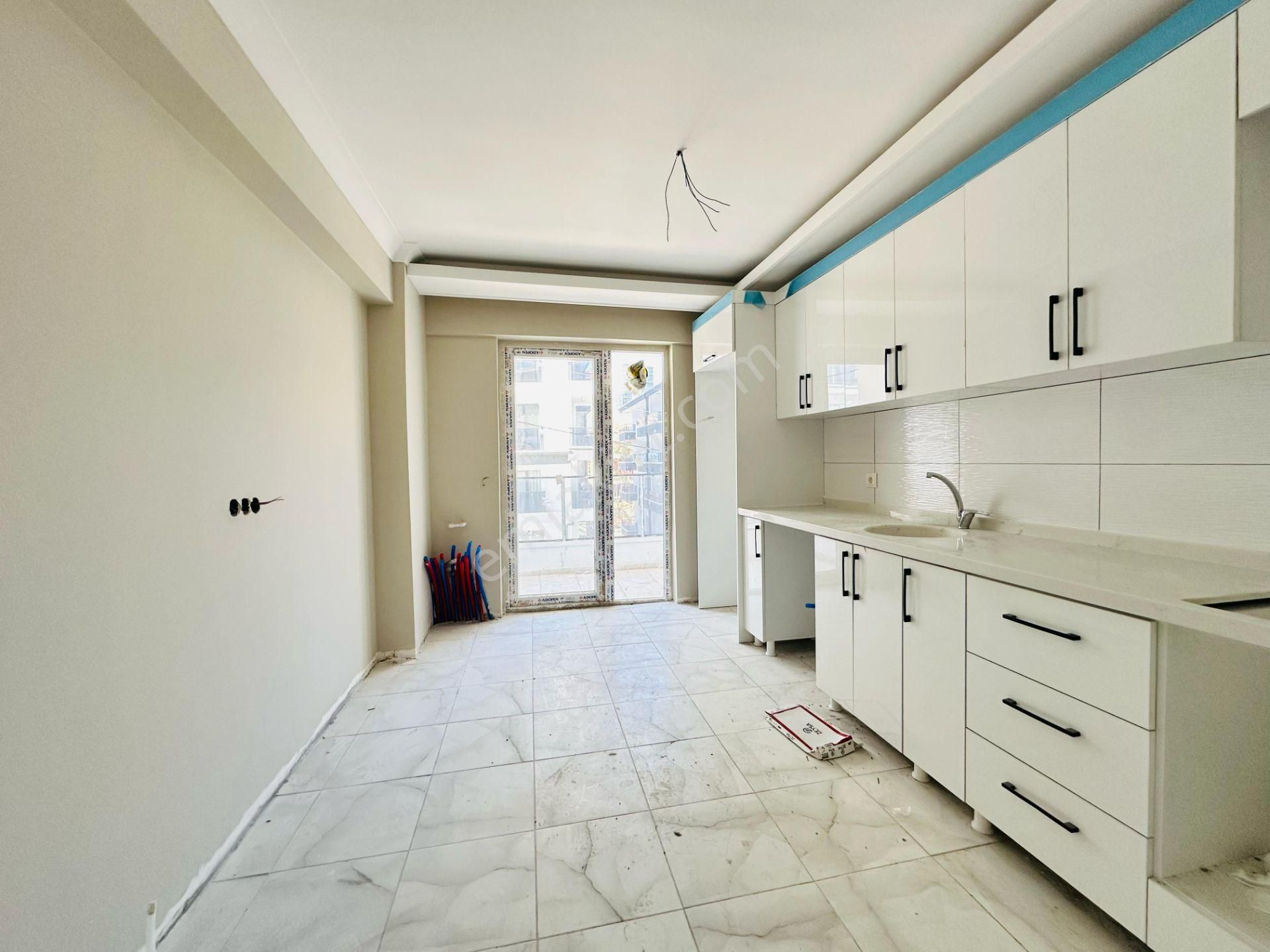Kalecik Emlak'tan 1.katta Asansörlü G.cephe 2+1 Yapılı Sıfır Daire