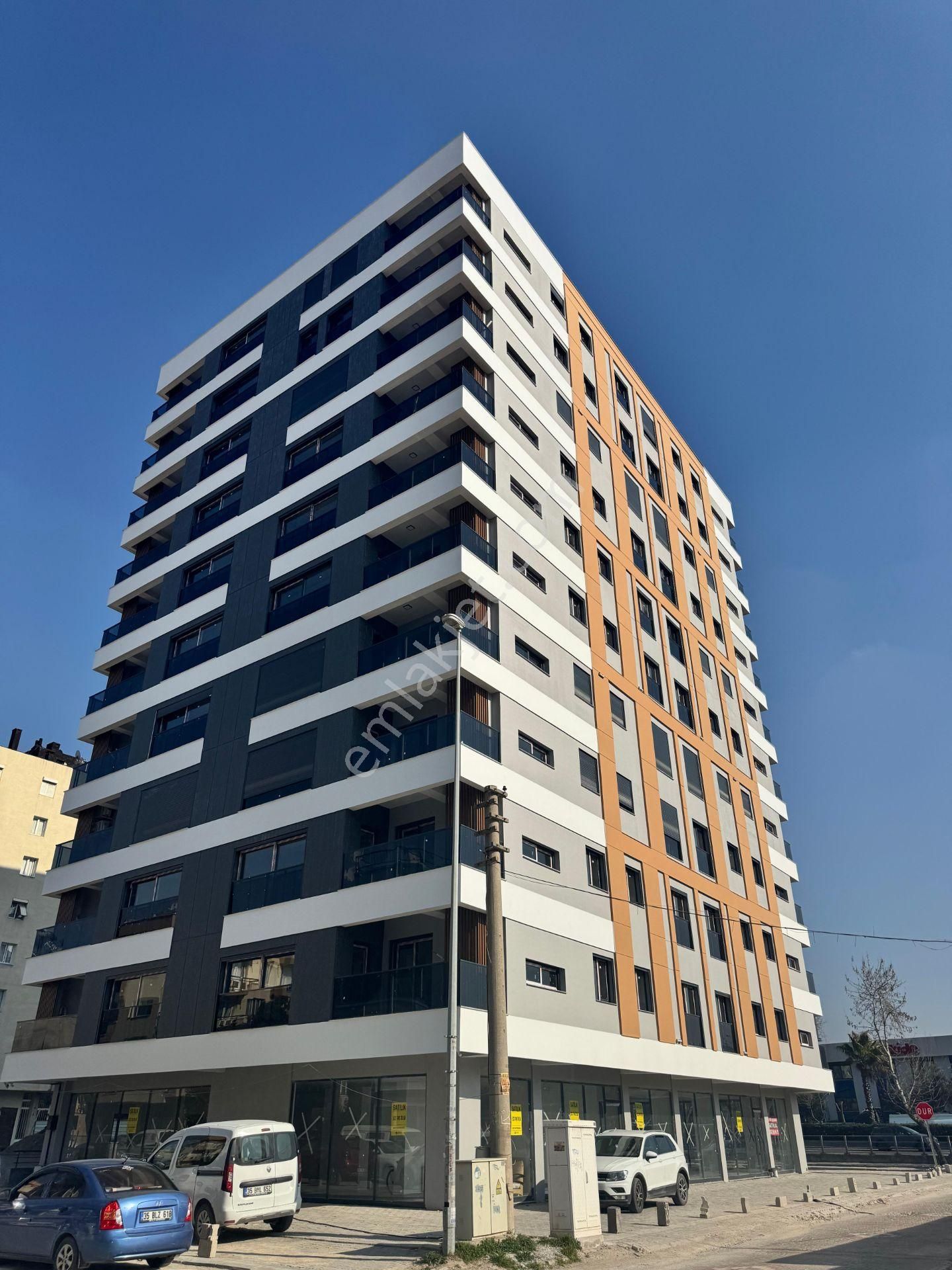 Bayraklı Mansuroğlunda Yüksek Şerefiyeli 2+1 Satılık Daire - Görsel 3