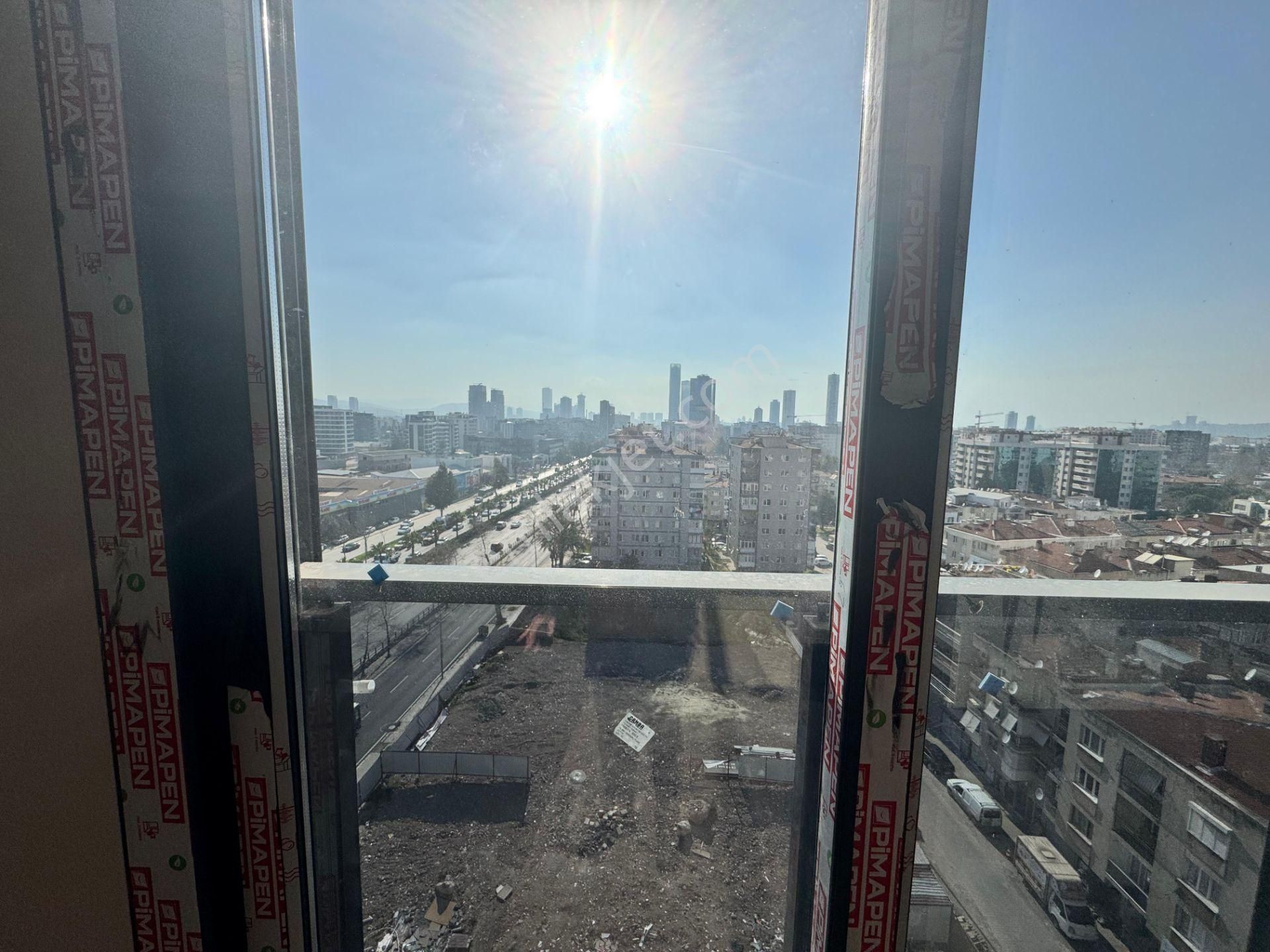 Bayraklı Mansuroğlunda Yüksek Şerefiyeli 2+1 Satılık Daire - Görsel 6