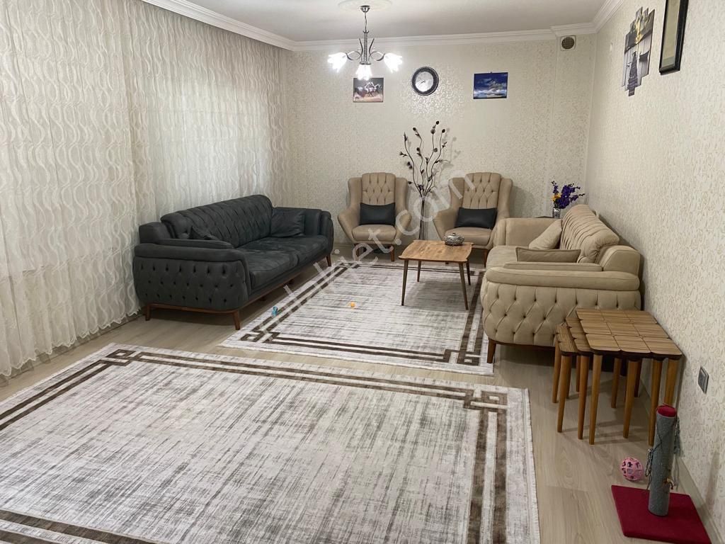 Güç Emlaktan Toki Akabede Kiralık 3+1 Daire